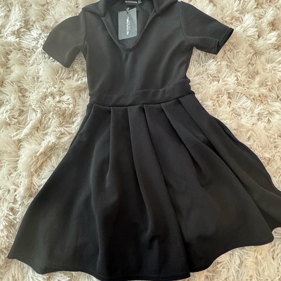 PrettyLittleThing Black Mini Dress - Picture 1 of 2